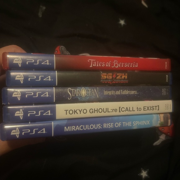 PS4 Game bundle - Picture 3 of 3